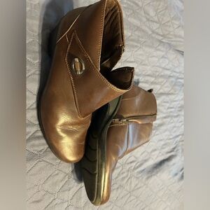 Clark’s ankle boot